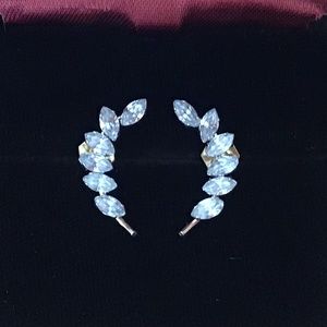 Elegant Pierced Earrings Vintage Gold Tone & Rhinestone